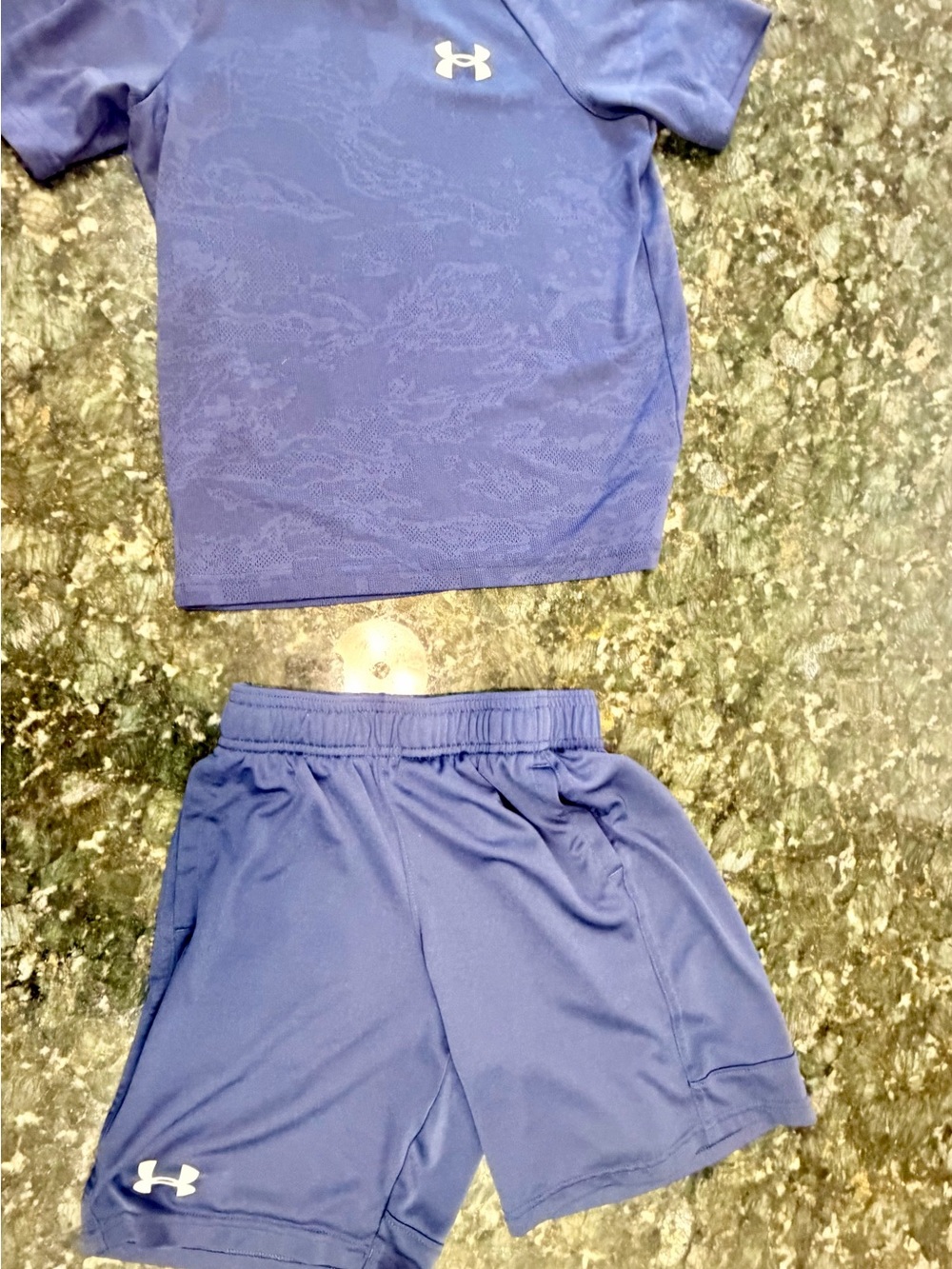 Under Armour Boys navy 
Athletic Shirt & Shorts Set